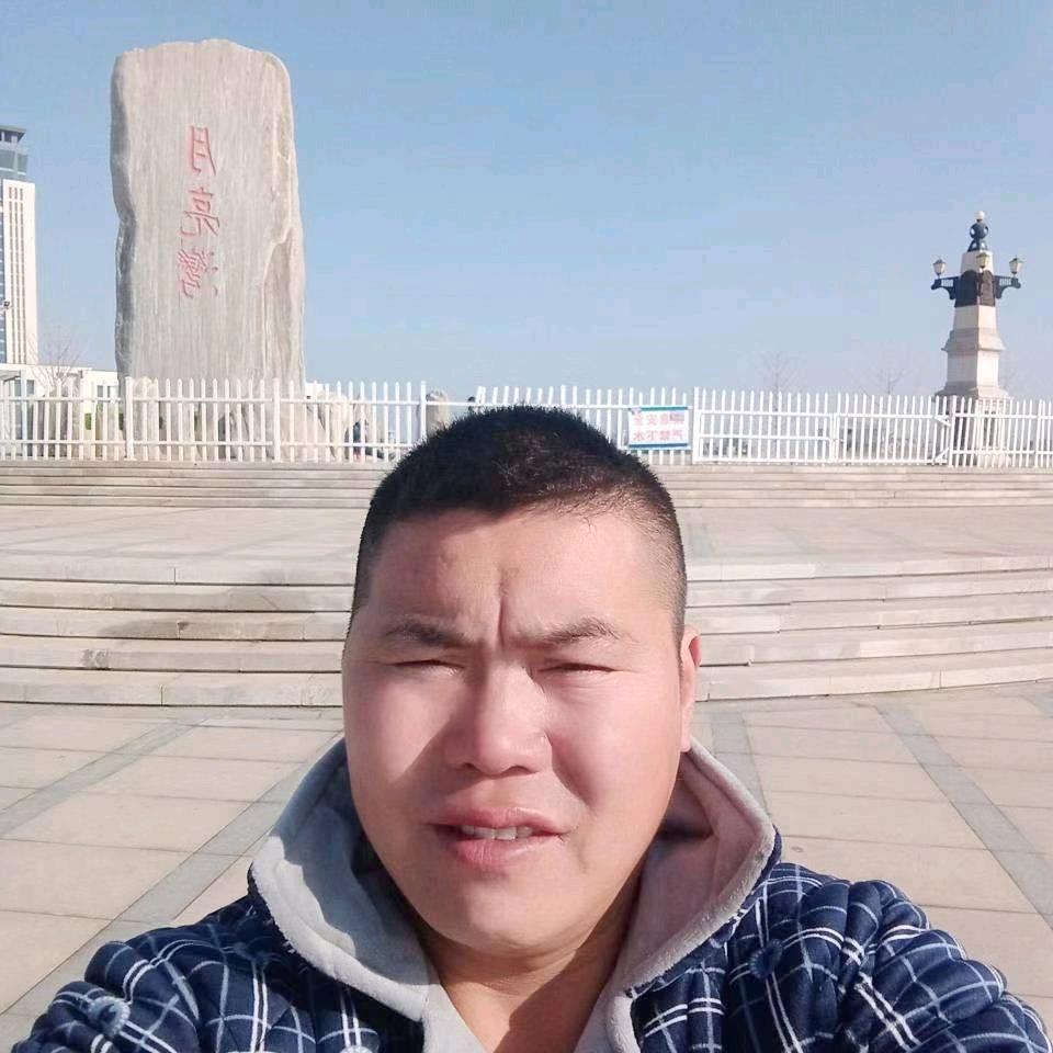 孙晓东。