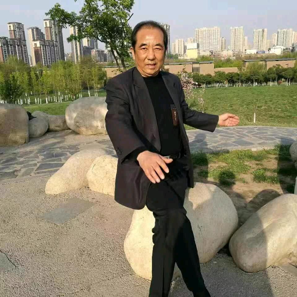 刚