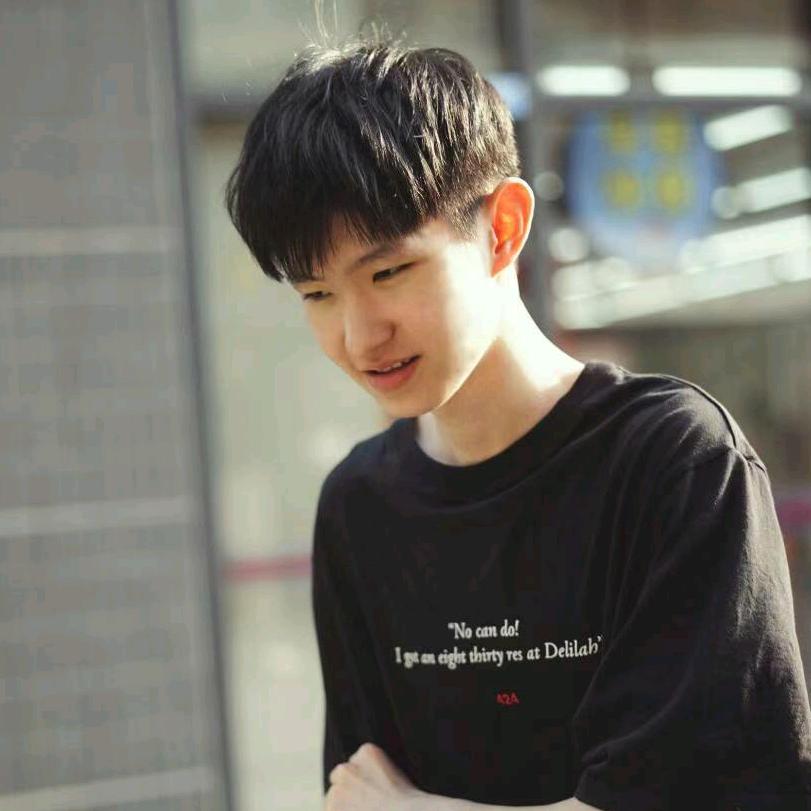 面瘫师兄楚子航