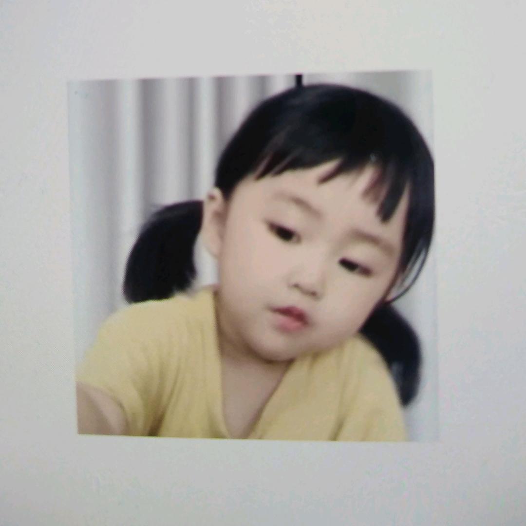 装扮少女