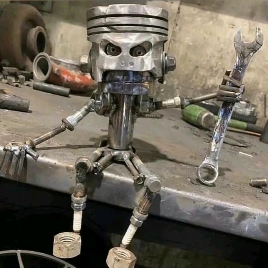 小那汽车养护中心  专修底盘