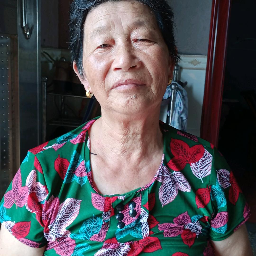 吴奶奶75岁