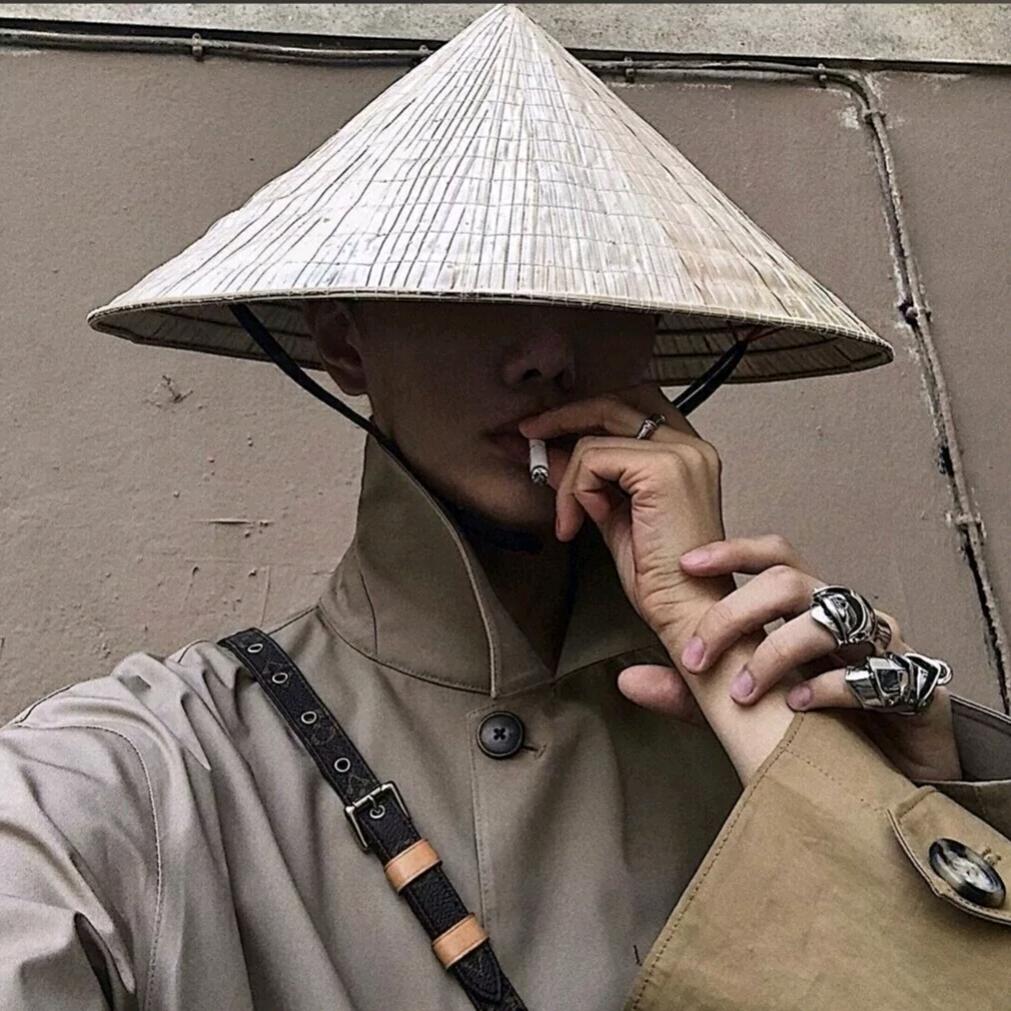 浪白.