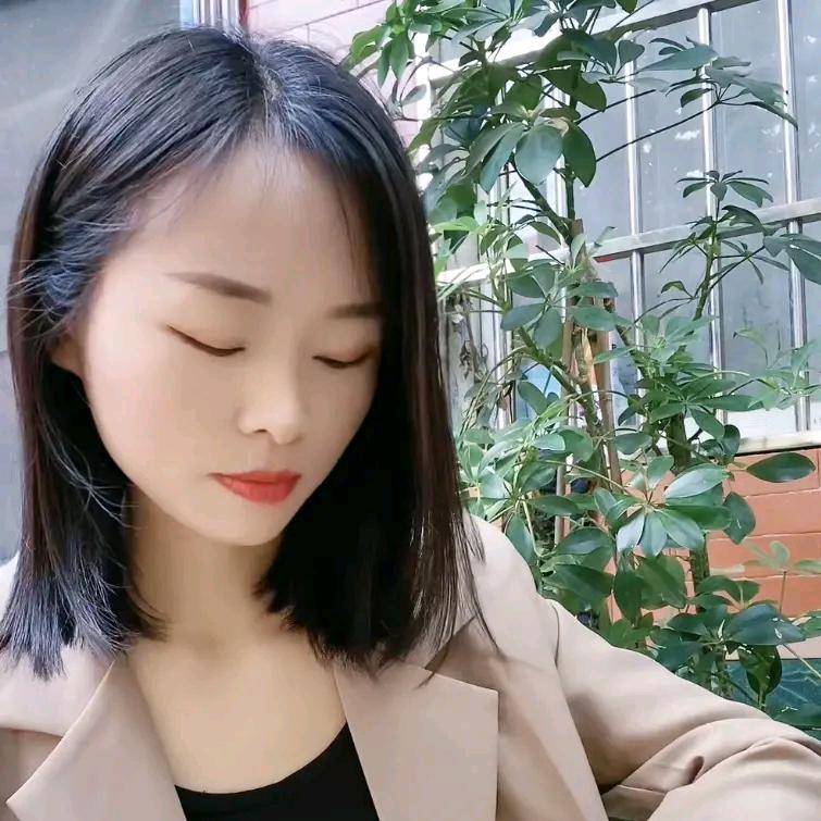 是倩倩吖
