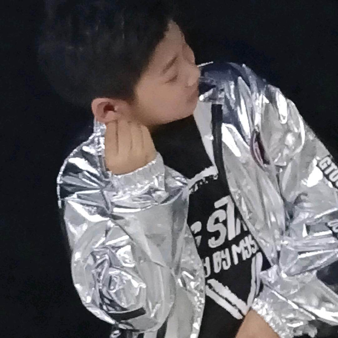 梅梅姐《创意窗帘》