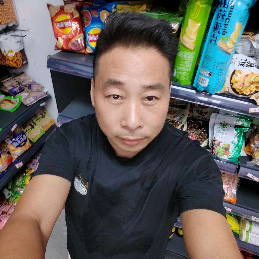 憨厚哥