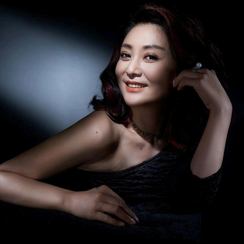潘婕