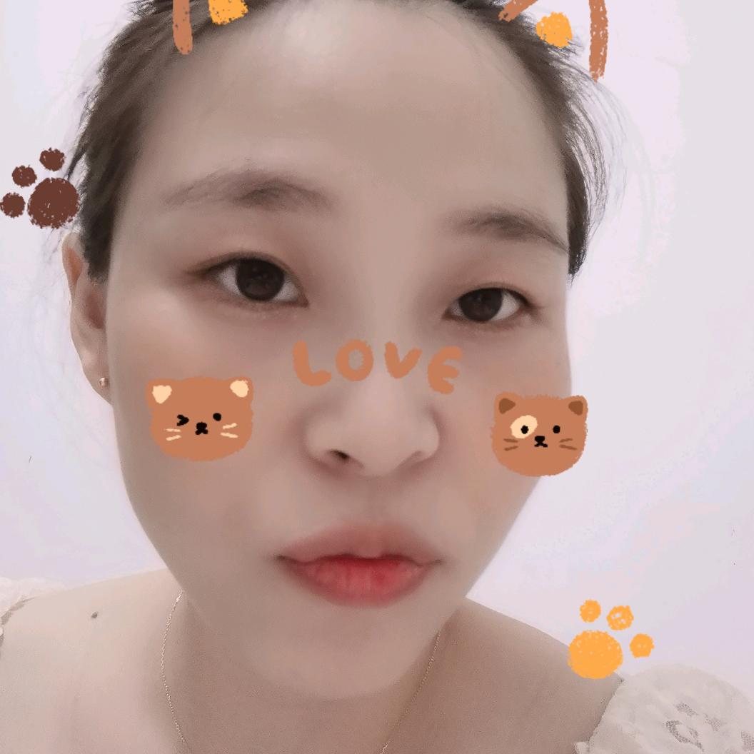 丑丑本喵～(^з^)-♡