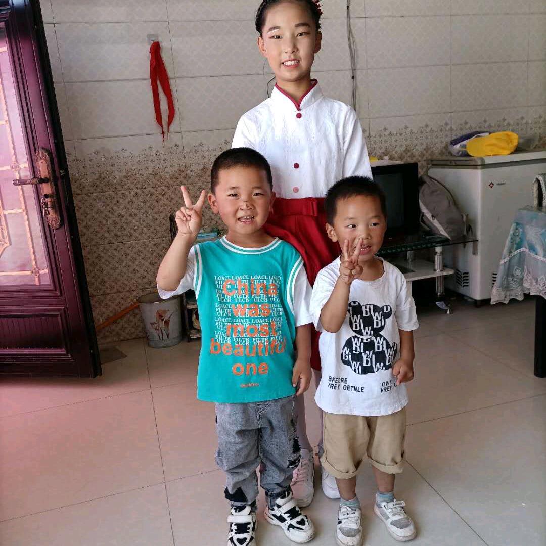 三个孩子的宝妈