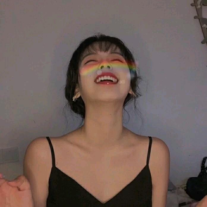 虹宝