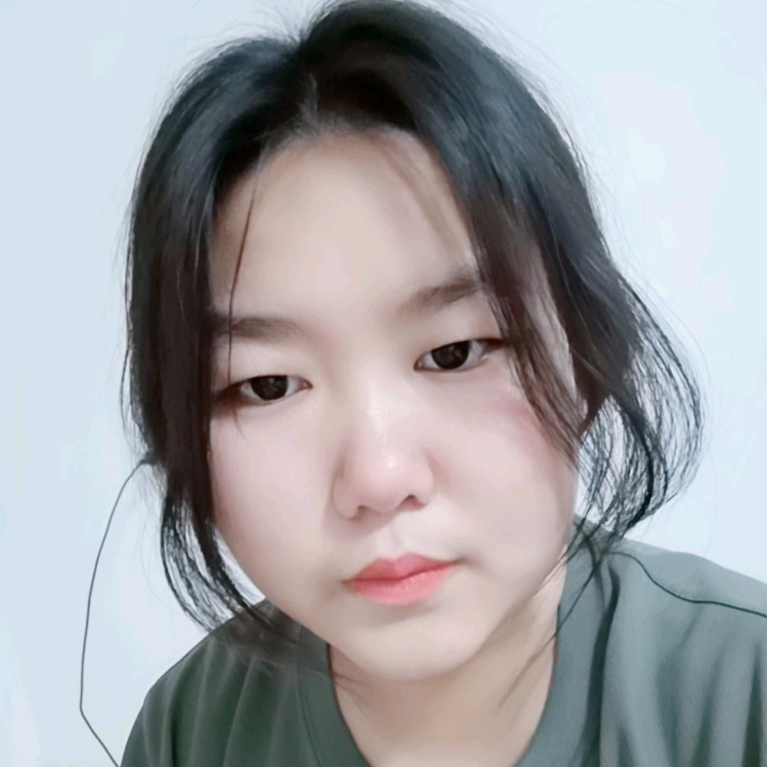 小青💚T 德 0 十🌹