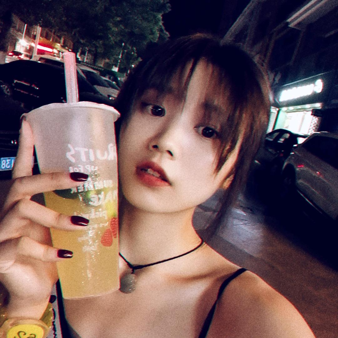 没错是覃轩儿呀