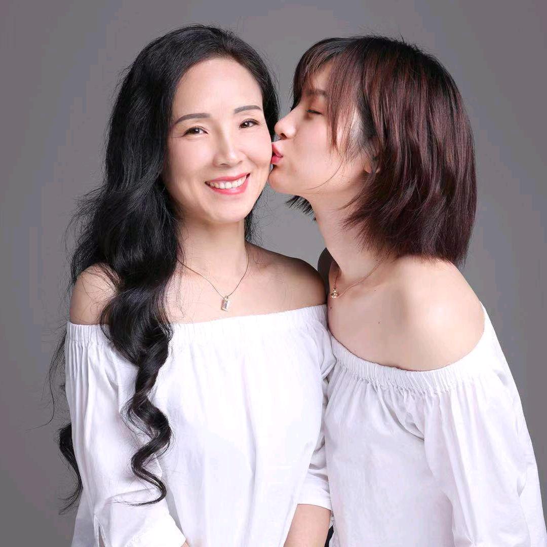 卖衣服的姐姐（新昌县工农路38号）