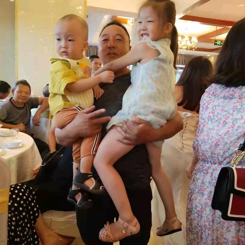 张小余