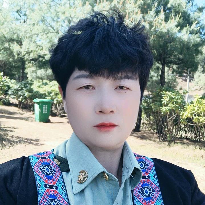 寻甸合兴文艺队