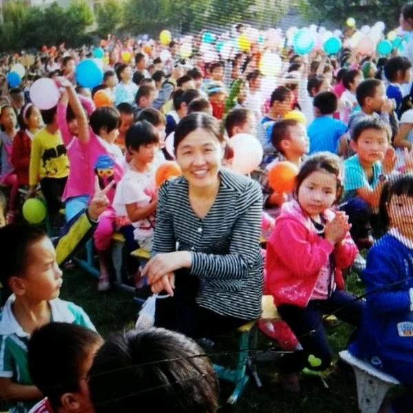 灵童学校董老师