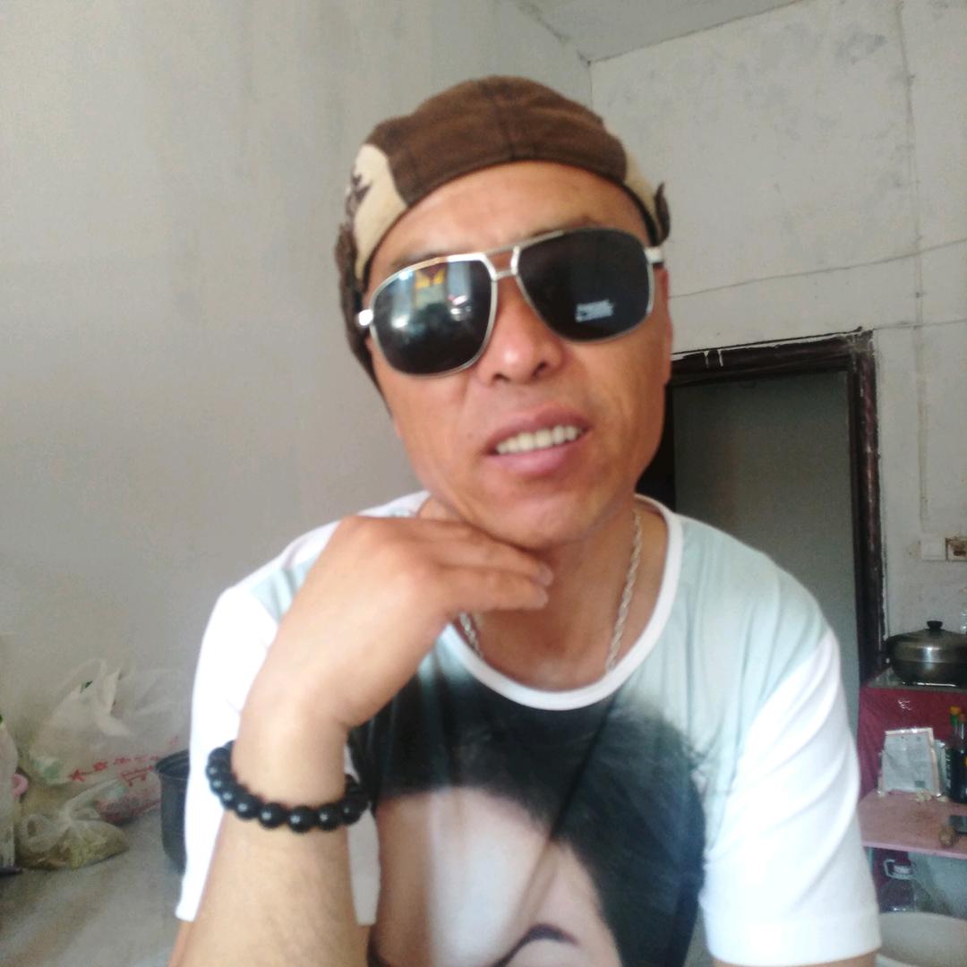 蓝天白云，