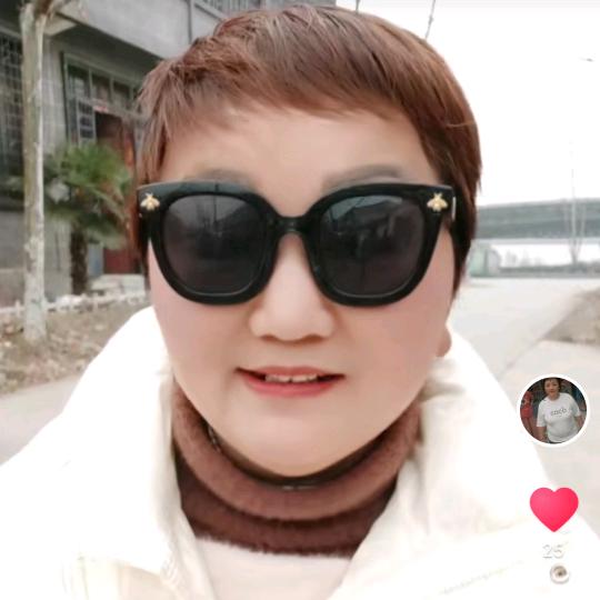 张梅.快乐一生