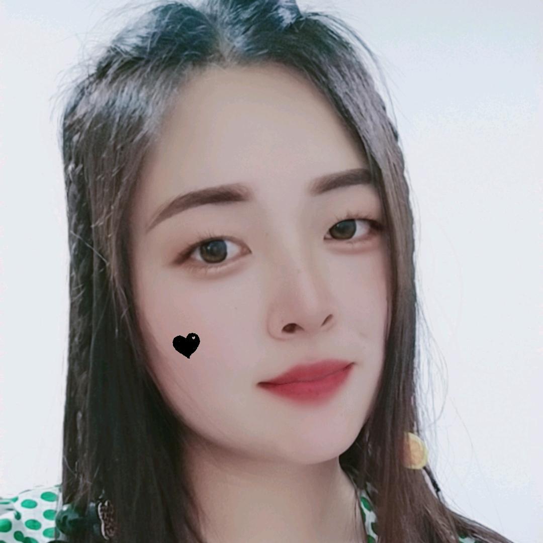 摆地摊的小姐姐🌹马继梅