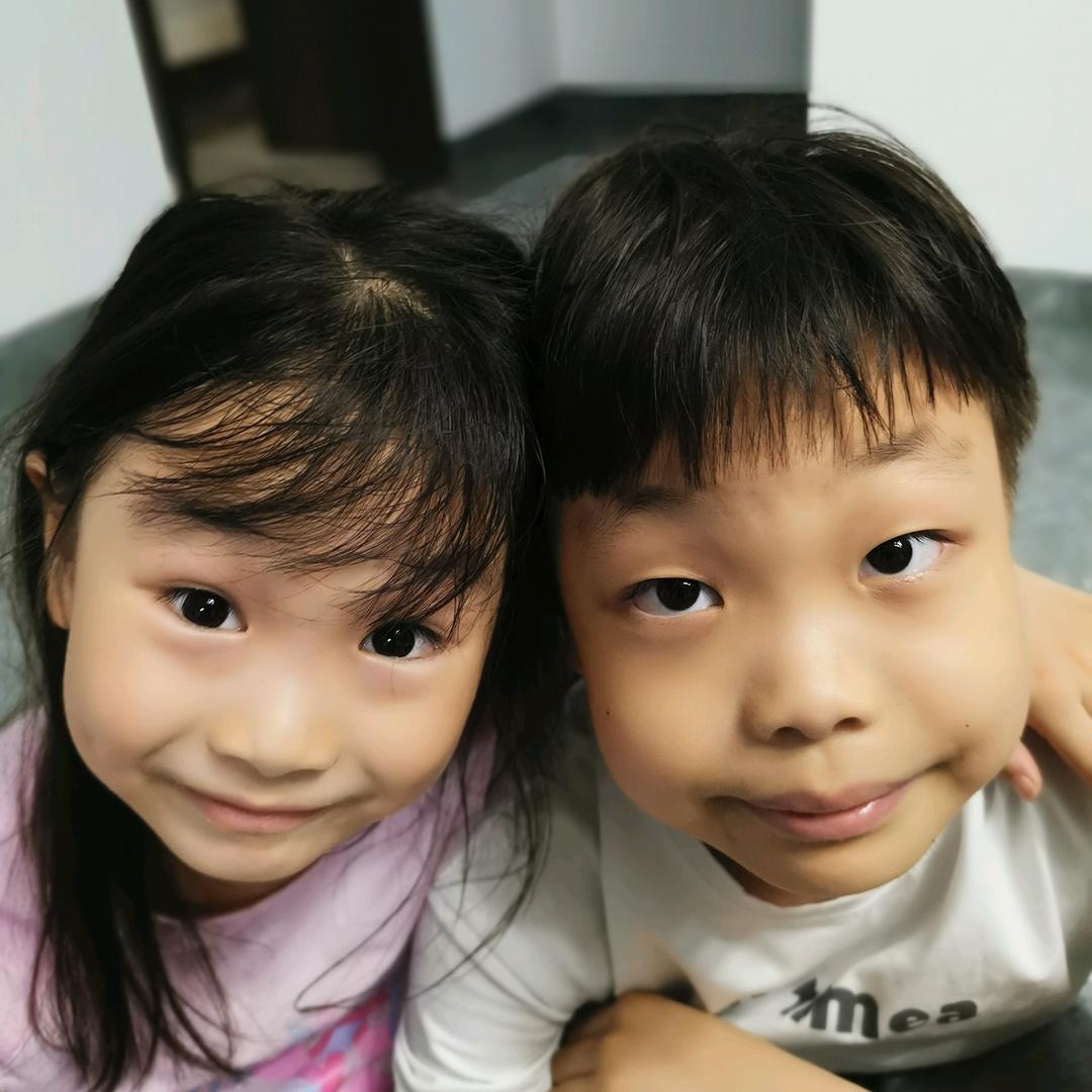 嘉子一家子