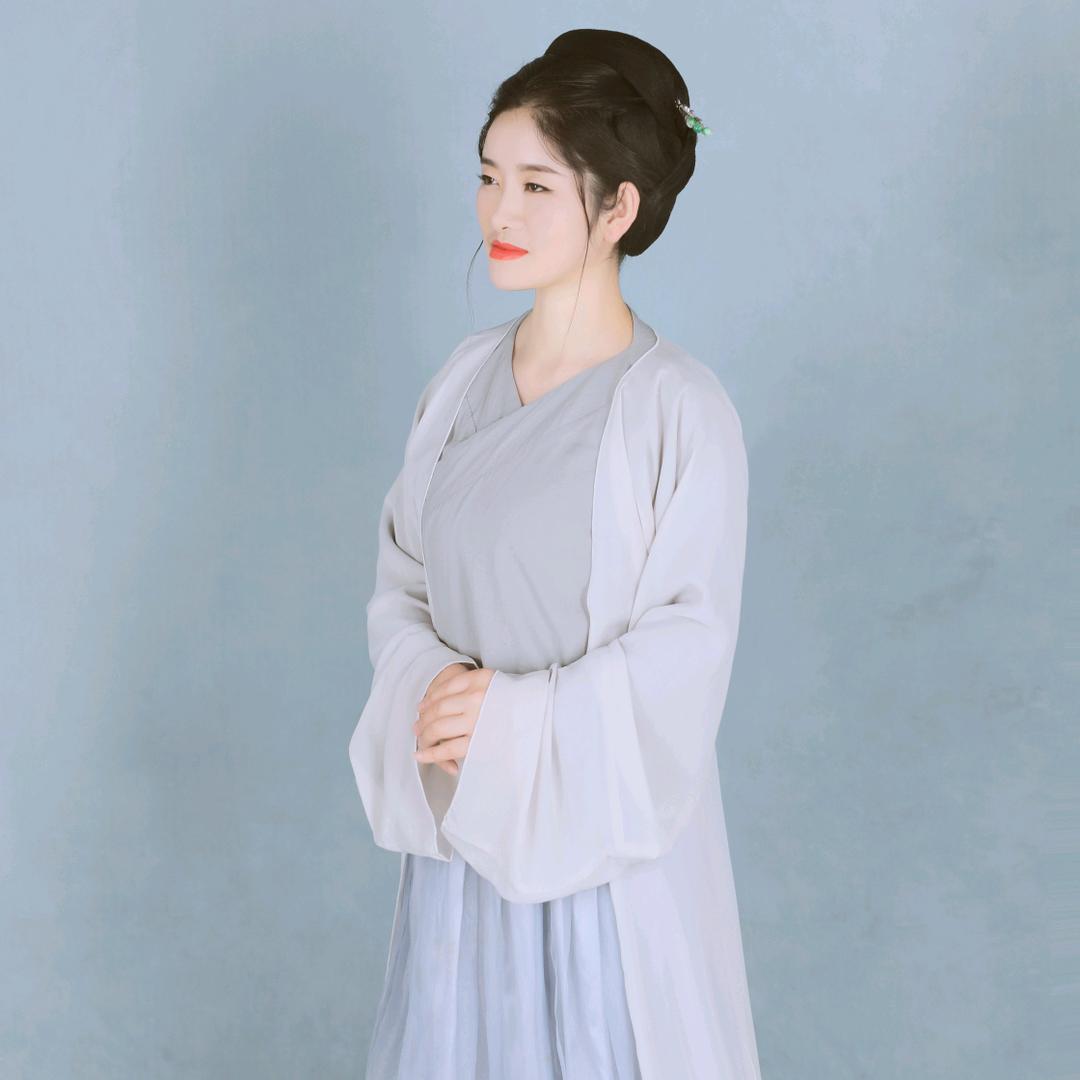 彩彩