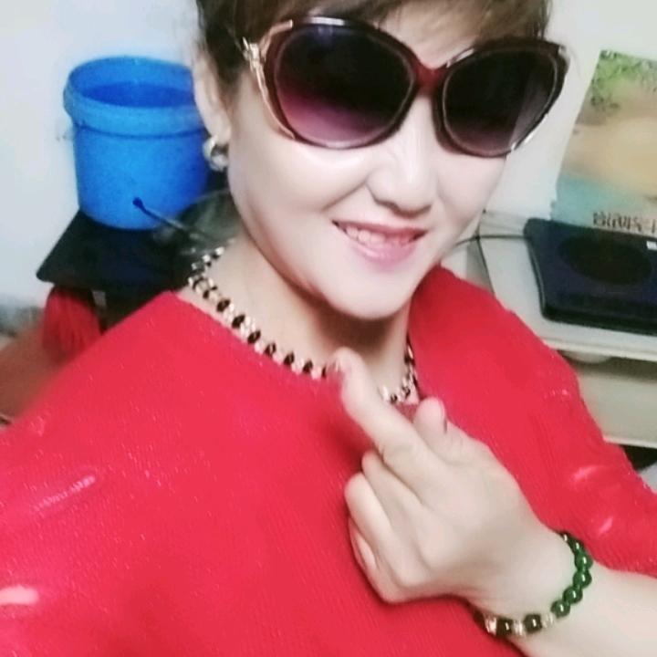 清晨的阳光_256747383