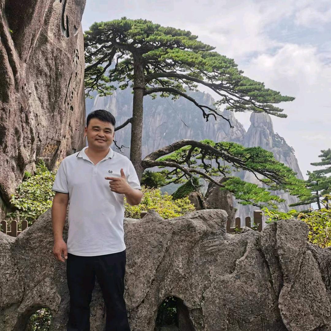 廖哥（中圣装饰）