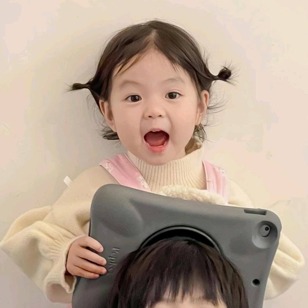 是小何啊🍬