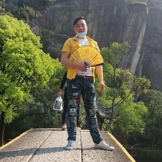 鲍🧨先🧨生🧨