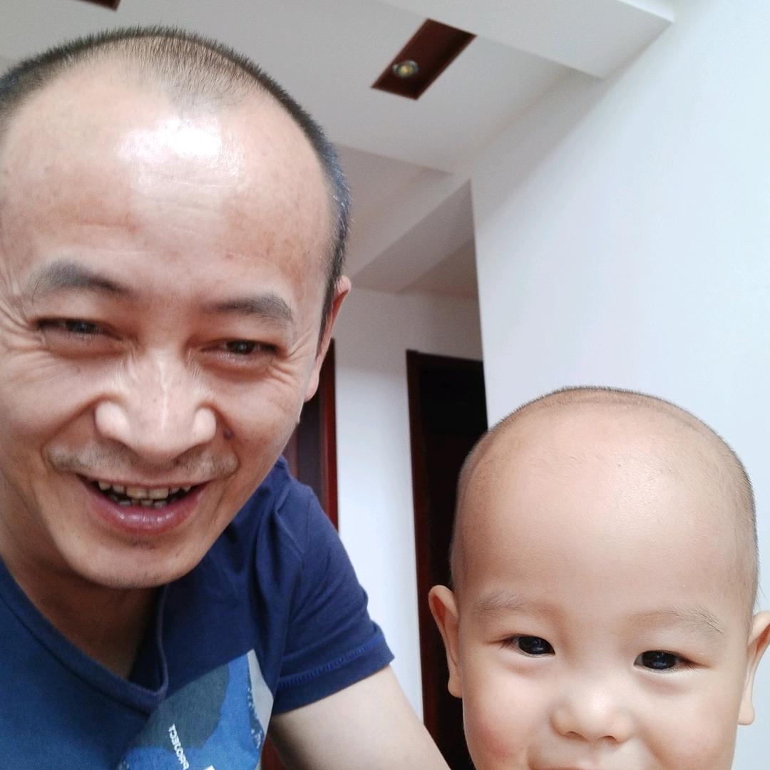 南京南站南广场宝厨 谢利