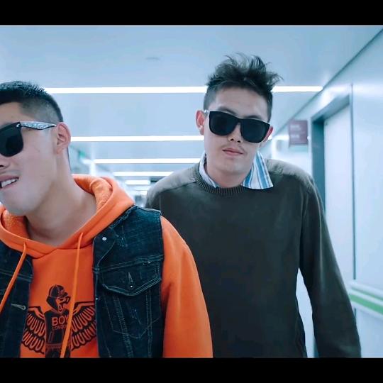 回忆再美终是伤_22