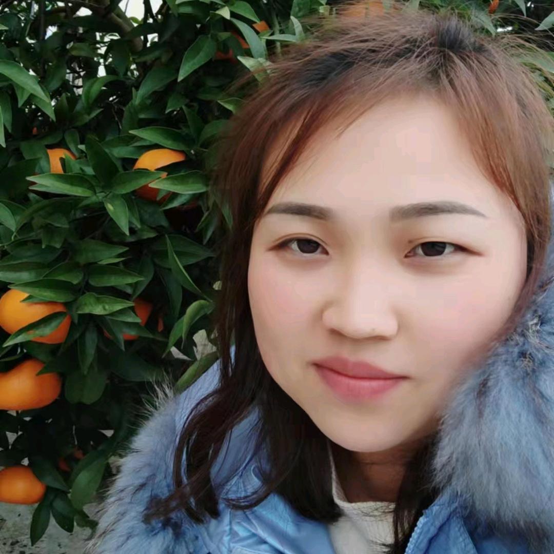 卖橘子的小胡姐姐