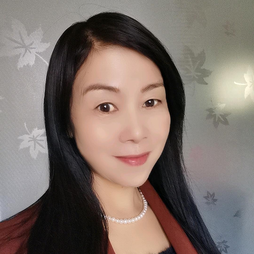 鹏芝爱瑜伽