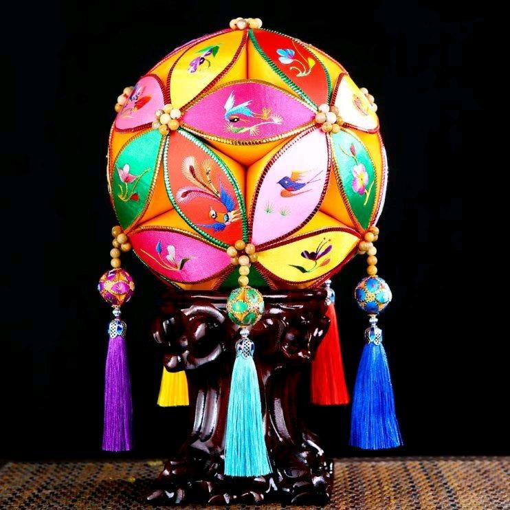 绣蕴坊靖西市绣蕴坊绣球文化有限公司手工艺专卖店