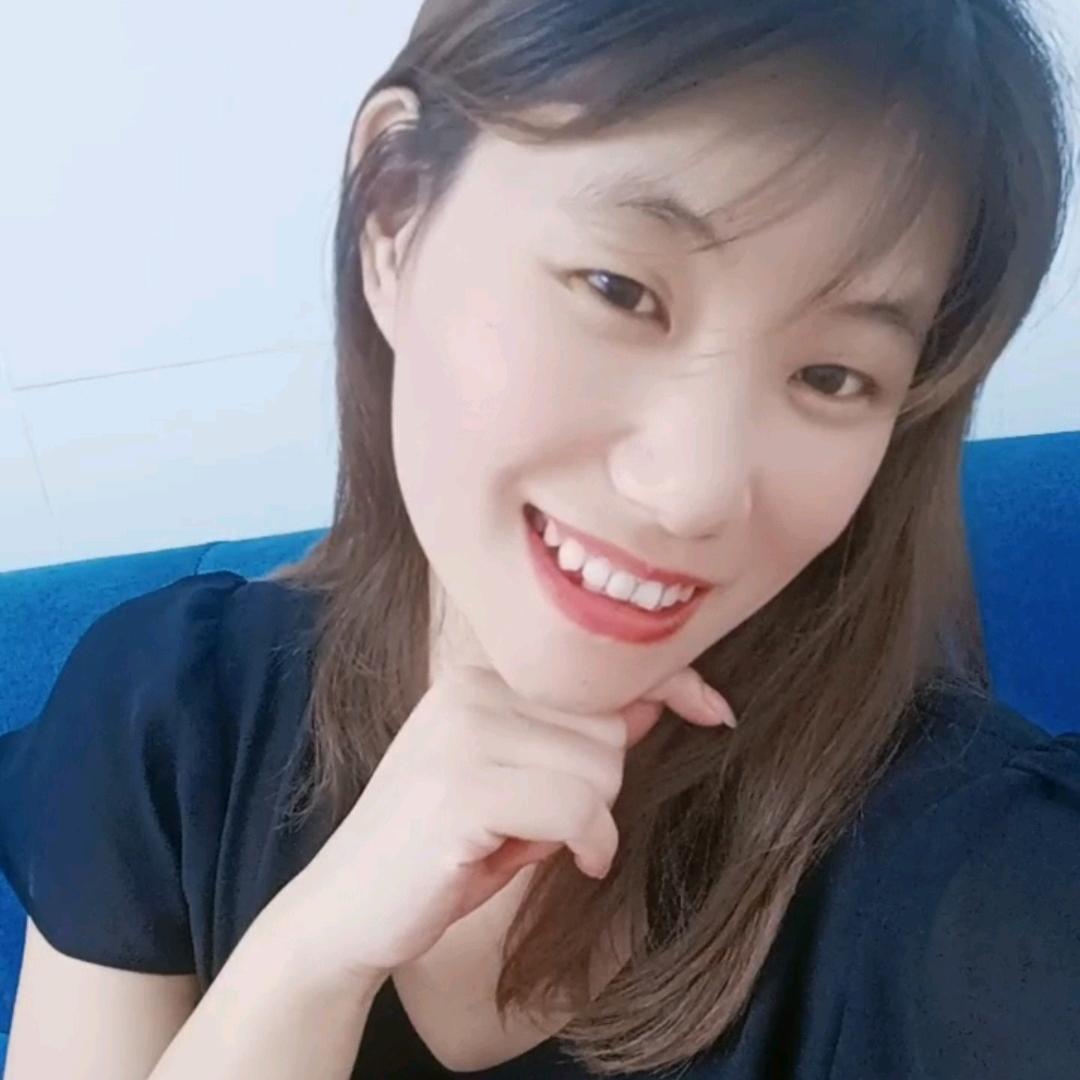 淡笑(^V^)恬静