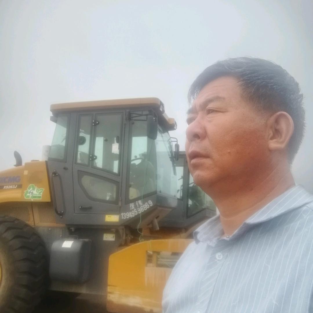 张伟下乡包桌