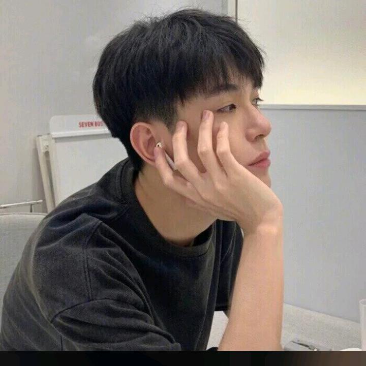 狂踹瘸子好腿