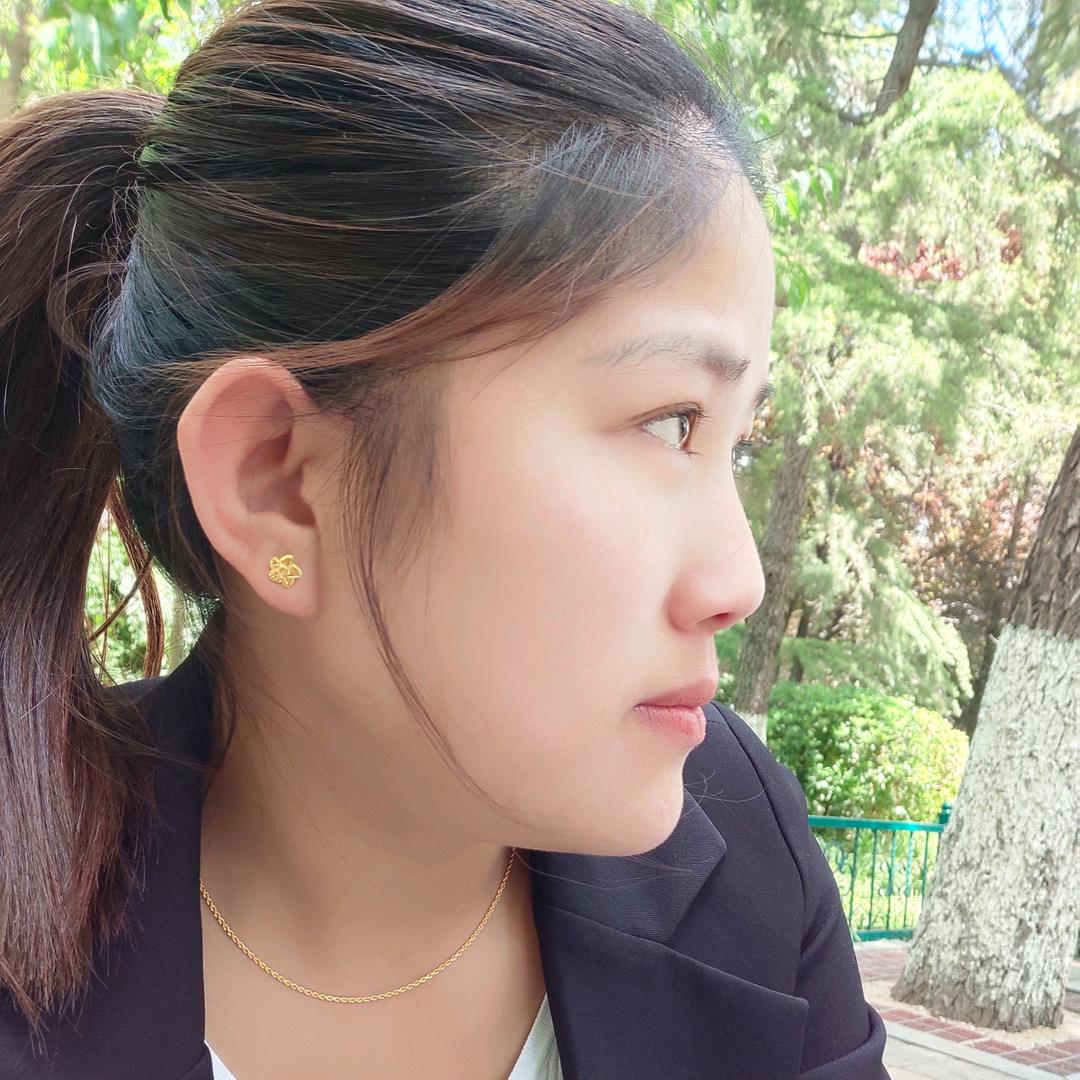 低头闻芳香