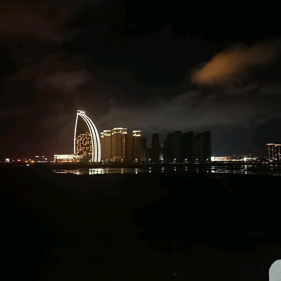 疯狂石头 666
