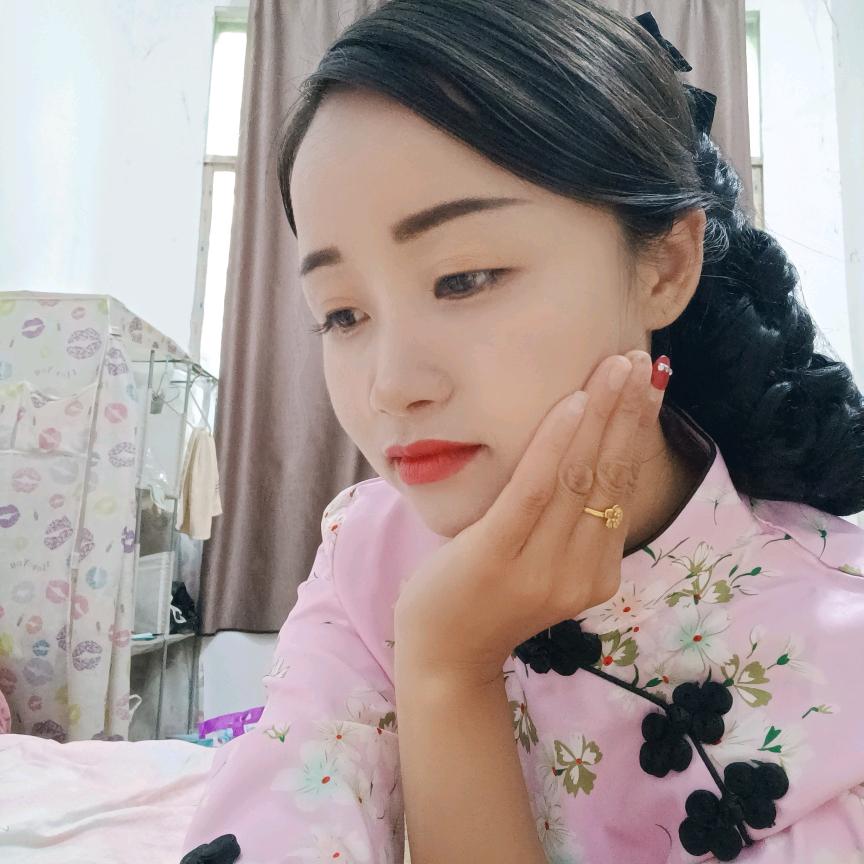 布依心兰（贵州母女组合）