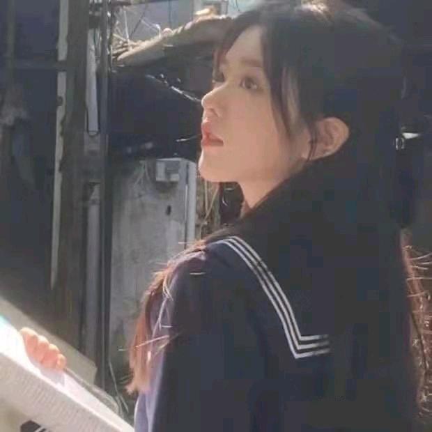 兮兮