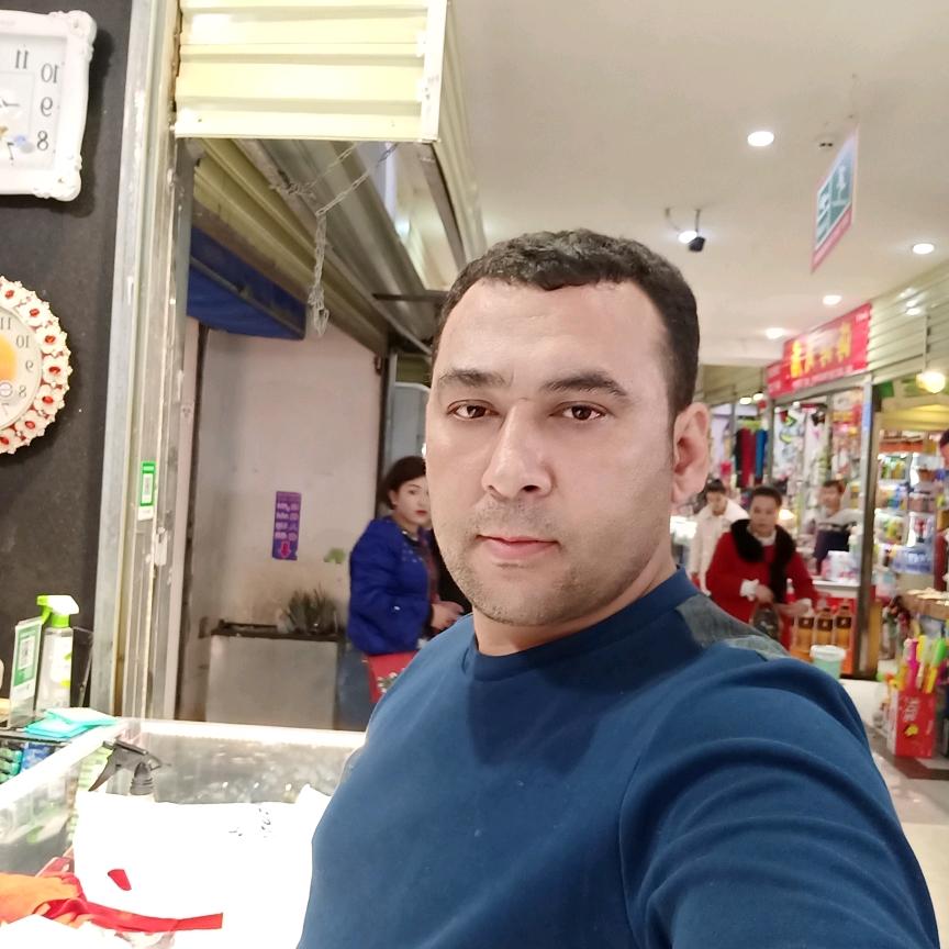 纳迪尔手表店