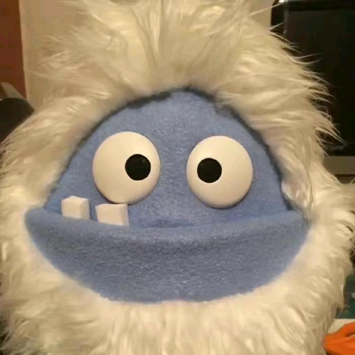 W w