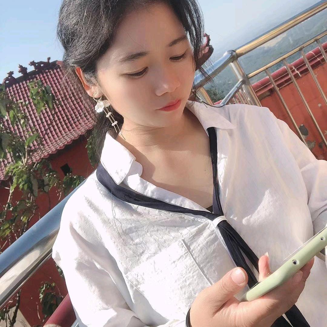 ♥(｡￫v￩｡)♥ξ周女士