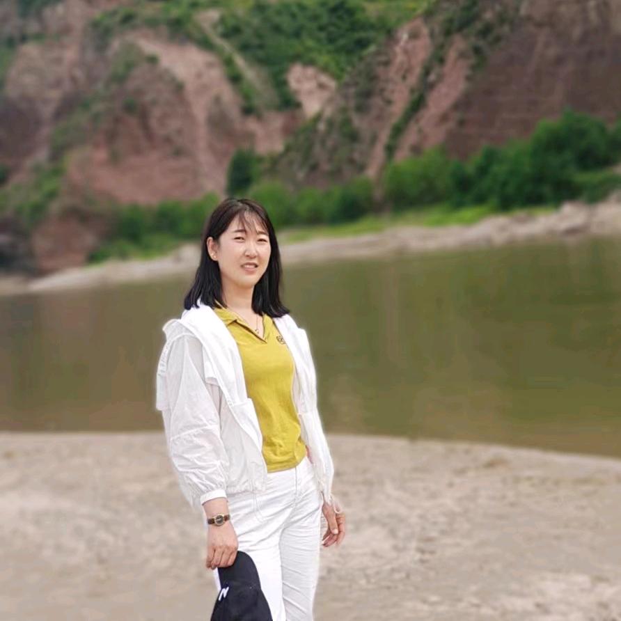 枣岭琴琴流动KTV大屏