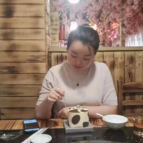 克莱氏小丽