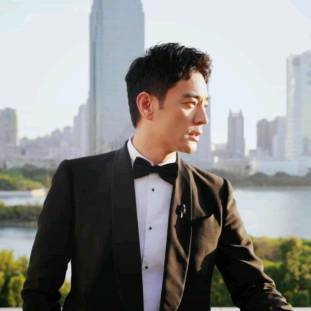 王刚