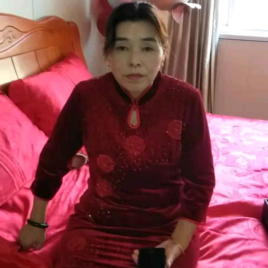 黄新春😀