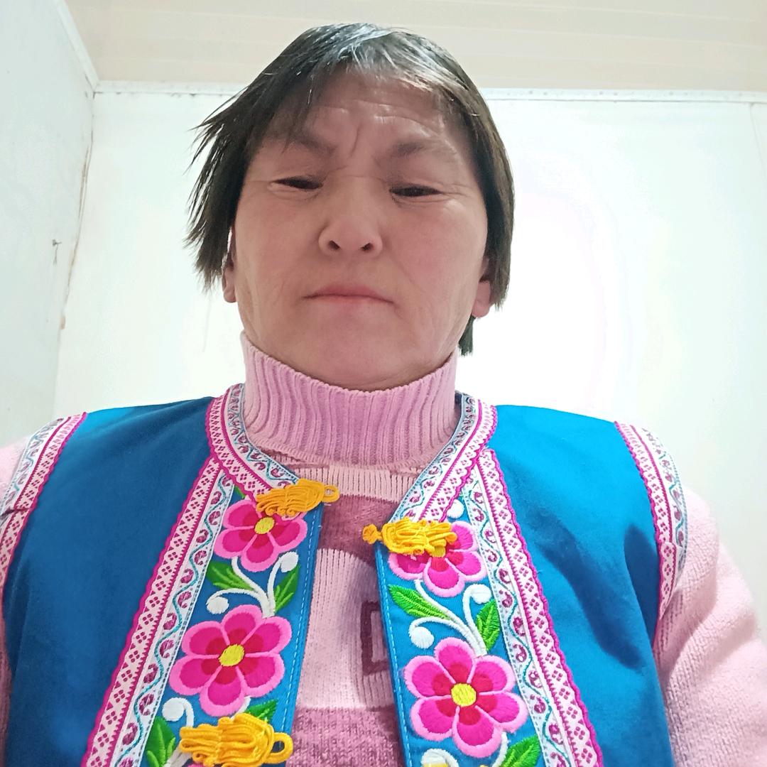 爱玩爱笑