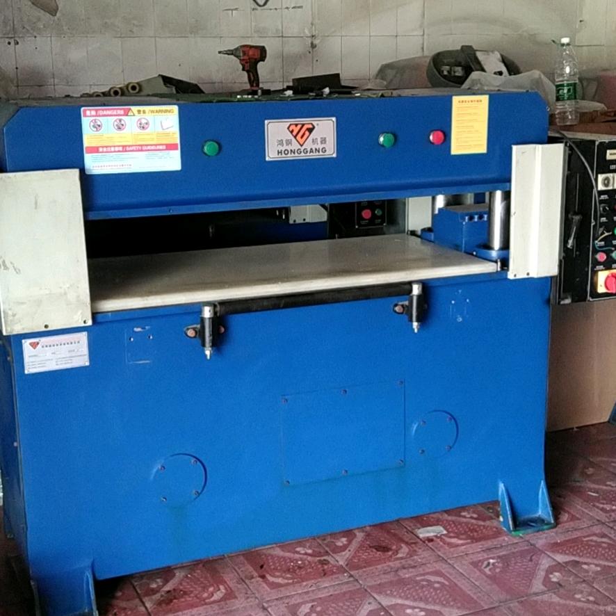 专业各种吸塑设备